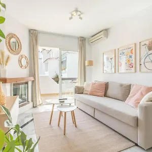  Apartment Cosy Apartment, - Tcm